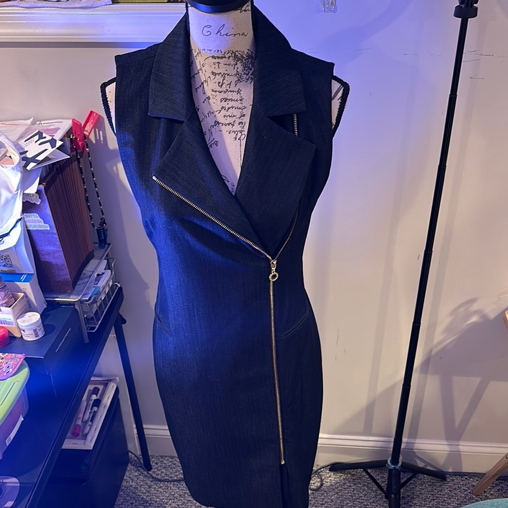 Calvin Klein Black Sleeveless Midi Dress